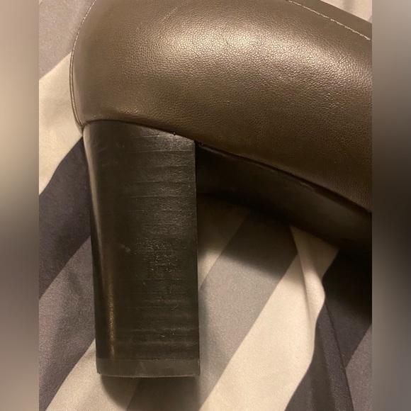 Clarks Women Chryssa Ari Dress Pump size 10M - Picture 8 of 13